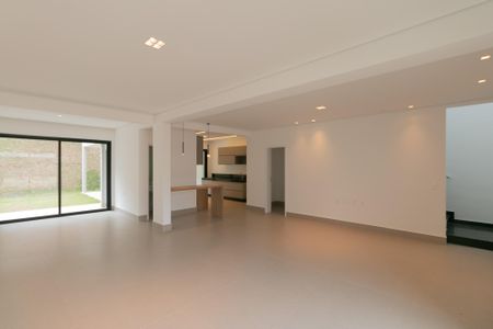 Casa de condomínio à venda com 208m², 3 quartos e 2 vagasSala