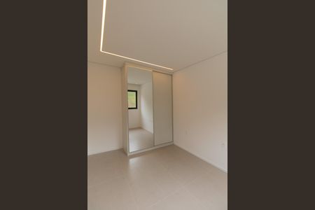 Casa de condomínio à venda com 208m², 3 quartos e 2 vagasSuíte 2