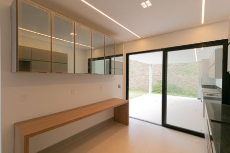 Casa de condomínio à venda com 208m², 3 quartos e 2 vagasCozinha