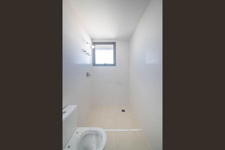 Apartamento à venda com 142m², 3 quartos e 2 vagasBanheiro da Suíte 2