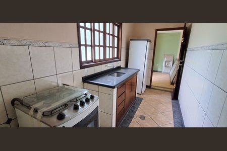 Casa para alugar com 212m², 2 quartos e 2 vagasCozinha