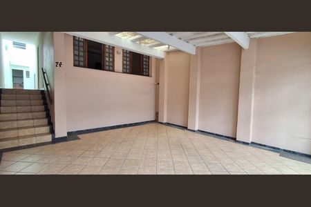 Casa para alugar com 212m², 2 quartos e 2 vagasQuintal