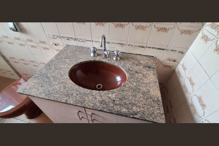 Casa para alugar com 212m², 2 quartos e 2 vagasBanheiro