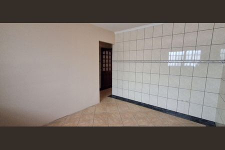 Casa para alugar com 212m², 2 quartos e 2 vagasCozinha