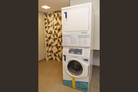 Apartamento à venda com 28m², 1 quarto e sem vagaÁrea comum