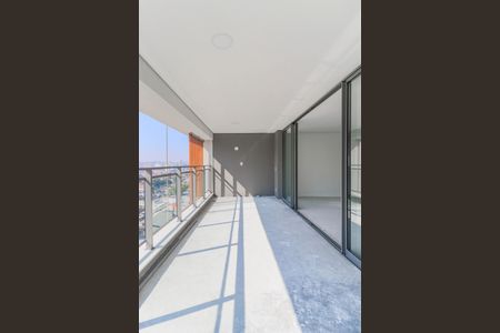 Apartamento à venda com 154m², 3 quartos e 2 vagasVaranda