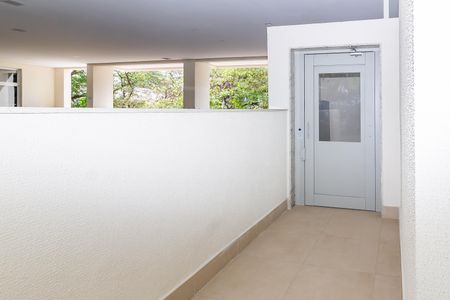 Apartamento para alugar com 42m², 1 quarto e 1 vaga Apartamento para alugar com 42m², 1 quarto e 1 vagaEntrada
