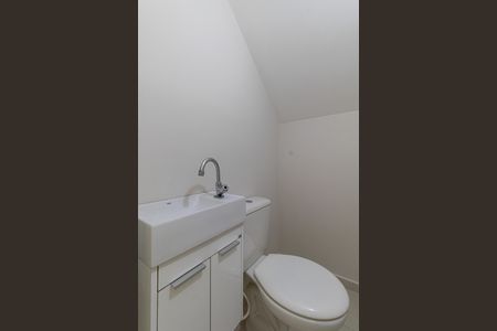 Casa para alugar com 78m², 2 quartos e 2 vagas Casa para alugar com 78m², 2 quartos e 2 vagasLavabo