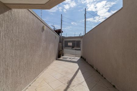 Casa para alugar com 78m², 2 quartos e 2 vagas Casa para alugar com 78m², 2 quartos e 2 vagasGaragem