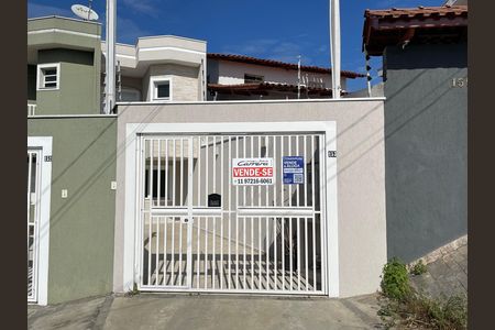 Casa para alugar com 78m², 2 quartos e 2 vagas Casa para alugar com 78m², 2 quartos e 2 vagasFachada + Placa