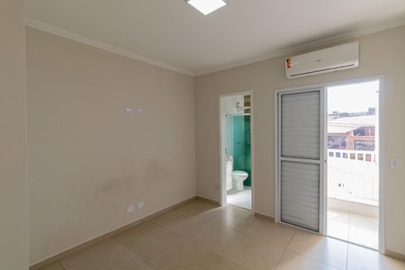 Casa para alugar com 78m², 2 quartos e 2 vagas Casa para alugar com 78m², 2 quartos e 2 vagasSuíte 1