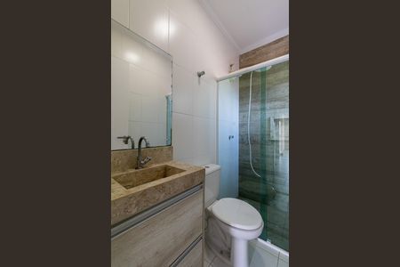 Casa para alugar com 78m², 2 quartos e 2 vagas Casa para alugar com 78m², 2 quartos e 2 vagasBanheiro Suíte 2