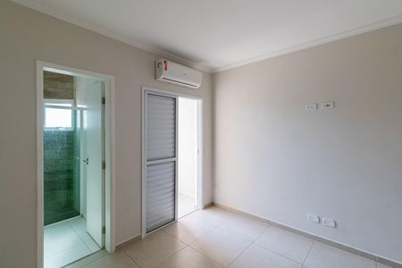 Casa para alugar com 78m², 2 quartos e 2 vagas Casa para alugar com 78m², 2 quartos e 2 vagasSuíte 1