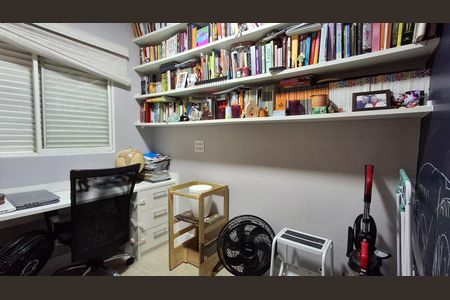 Apartamento à venda com 90m², 3 quartos e 1 vagaQuarto 2