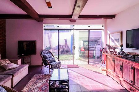 Casa para alugar com 400m², 3 quartos e 4 vagasSala