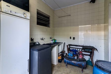 Casa para alugar com 400m², 3 quartos e 4 vagasÁrea de Serviço