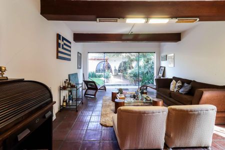 Casa para alugar com 400m², 3 quartos e 4 vagasSala