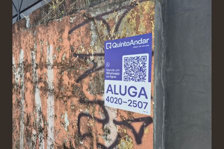 Casa para alugar com 400m², 3 quartos e 4 vagasFachada