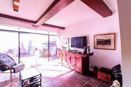 Casa para alugar com 400m², 3 quartos e 4 vagasSala