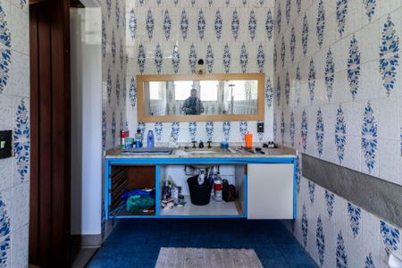 Casa para alugar com 400m², 3 quartos e 4 vagasBanheiro da Suíte 1