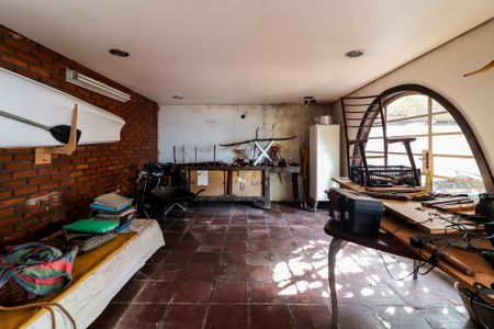 Casa para alugar com 400m², 3 quartos e 4 vagasSalão