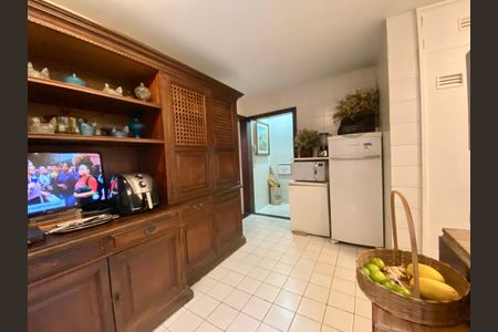 Apartamento à venda com 647m², 6 quartos e 3 vagasCozinha