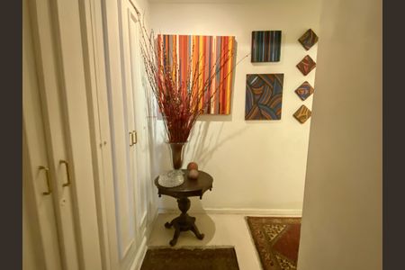 Apartamento à venda com 647m², 6 quartos e 3 vagasCorredor