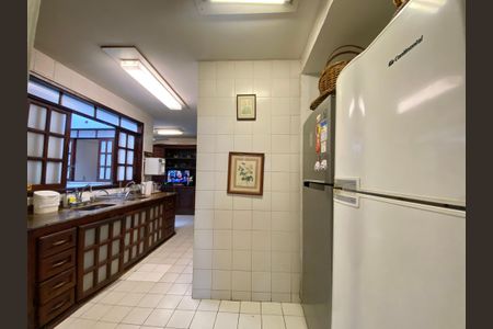 Apartamento à venda com 647m², 6 quartos e 3 vagasCozinha