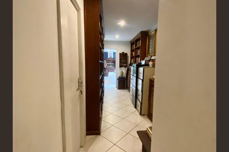 Apartamento à venda com 647m², 6 quartos e 3 vagasBiblioteca