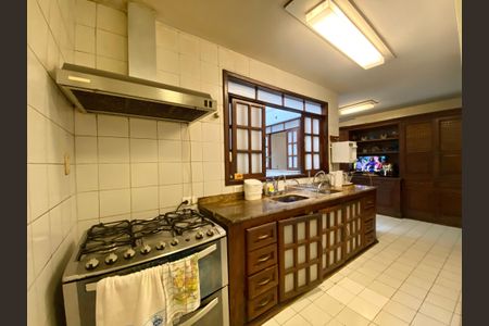 Apartamento à venda com 647m², 6 quartos e 3 vagasCozinha