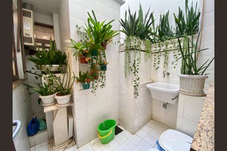 Apartamento à venda com 647m², 6 quartos e 3 vagasÁrea de Serviço