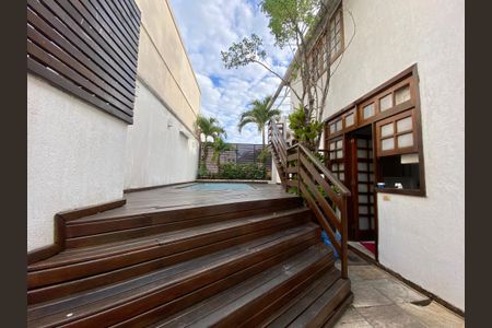 Apartamento à venda com 647m², 6 quartos e 3 vagasÁrea Externa