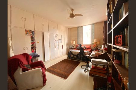 Apartamento à venda com 647m², 6 quartos e 3 vagasQuarto 1