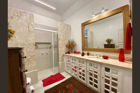 Apartamento à venda com 647m², 6 quartos e 3 vagasBanheiro social 3