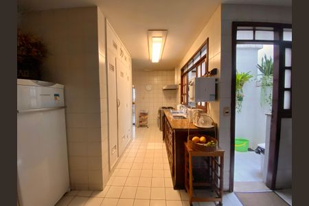 Apartamento à venda com 647m², 6 quartos e 3 vagasCozinha