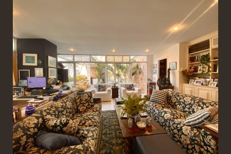 Apartamento à venda com 647m², 6 quartos e 3 vagasEscritório