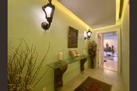 Apartamento à venda com 647m², 6 quartos e 3 vagasHall de entrada 