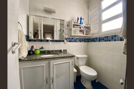 Apartamento à venda com 647m², 6 quartos e 3 vagasBanheiro social 1