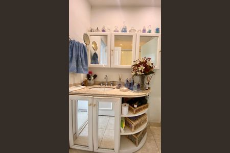 Apartamento à venda com 647m², 6 quartos e 3 vagasBanheiro da Suíte