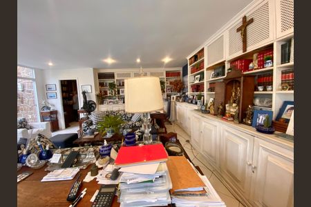 Apartamento à venda com 647m², 6 quartos e 3 vagasEscritório