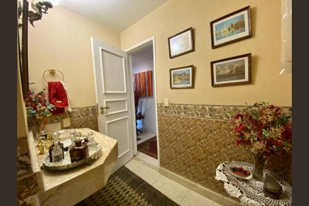 Apartamento à venda com 647m², 6 quartos e 3 vagasLavabo