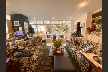 Apartamento à venda com 647m², 6 quartos e 3 vagasEscritório