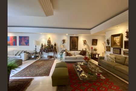 Apartamento à venda com 647m², 6 quartos e 3 vagasSala