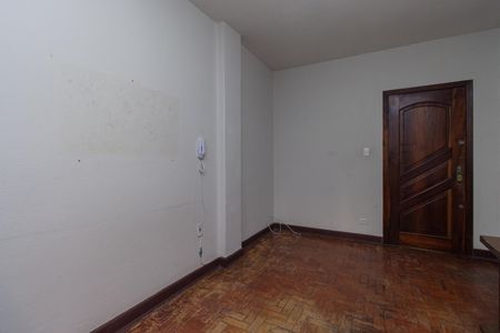 Apartamento para alugar com 77m², 2 quartos e sem vagaSala
