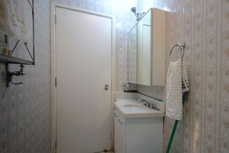 Apartamento à venda com 200m², 4 quartos e 2 vagasBanheiro da Suíte