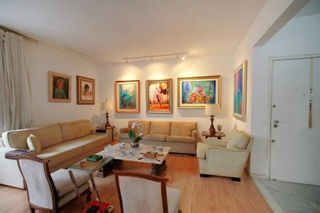 Apartamento à venda com 200m², 4 quartos e 2 vagasSala