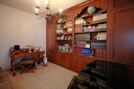 Apartamento à venda com 200m², 4 quartos e 2 vagasQuarto 2