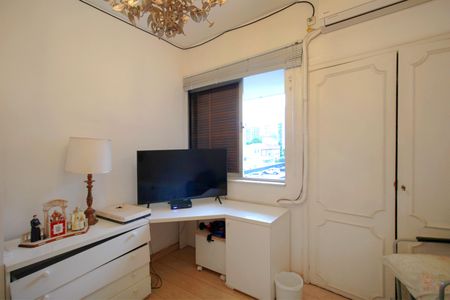 Apartamento à venda com 200m², 4 quartos e 2 vagasQuarto 4