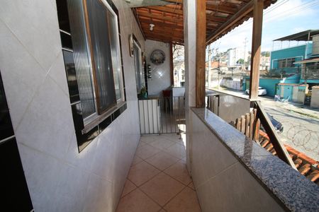 Casa para alugar com 70m², 2 quartos e sem vagaVaranda