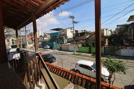 Casa para alugar com 70m², 2 quartos e sem vagaVaranda